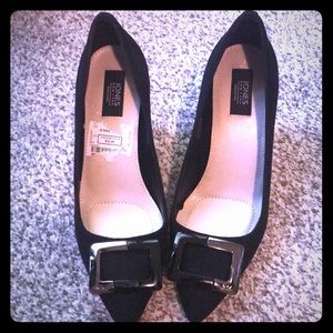 Black Jones New York black pumps w/buckle